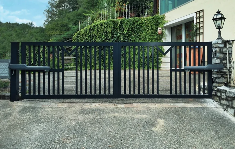 Puerta - Guía práctica para instalar un brazo electromecánico Ditec PWR