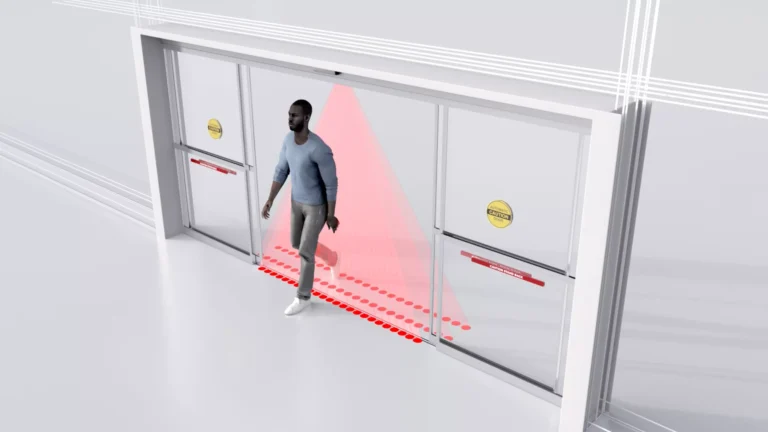 ¿Cómo las puertas automáticas facilitan nuestra vida diaria? 12 BODY IMAGE DESKTOP IR SEQUENTIAL - ¿Cómo las puertas automáticas facilitan nuestra vida diaria?